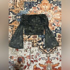 Floral Patterned Black Crop Top